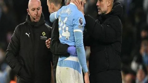 巴特勒前三节投篮不多，全场15投6中，仅得19分8篮板4助攻